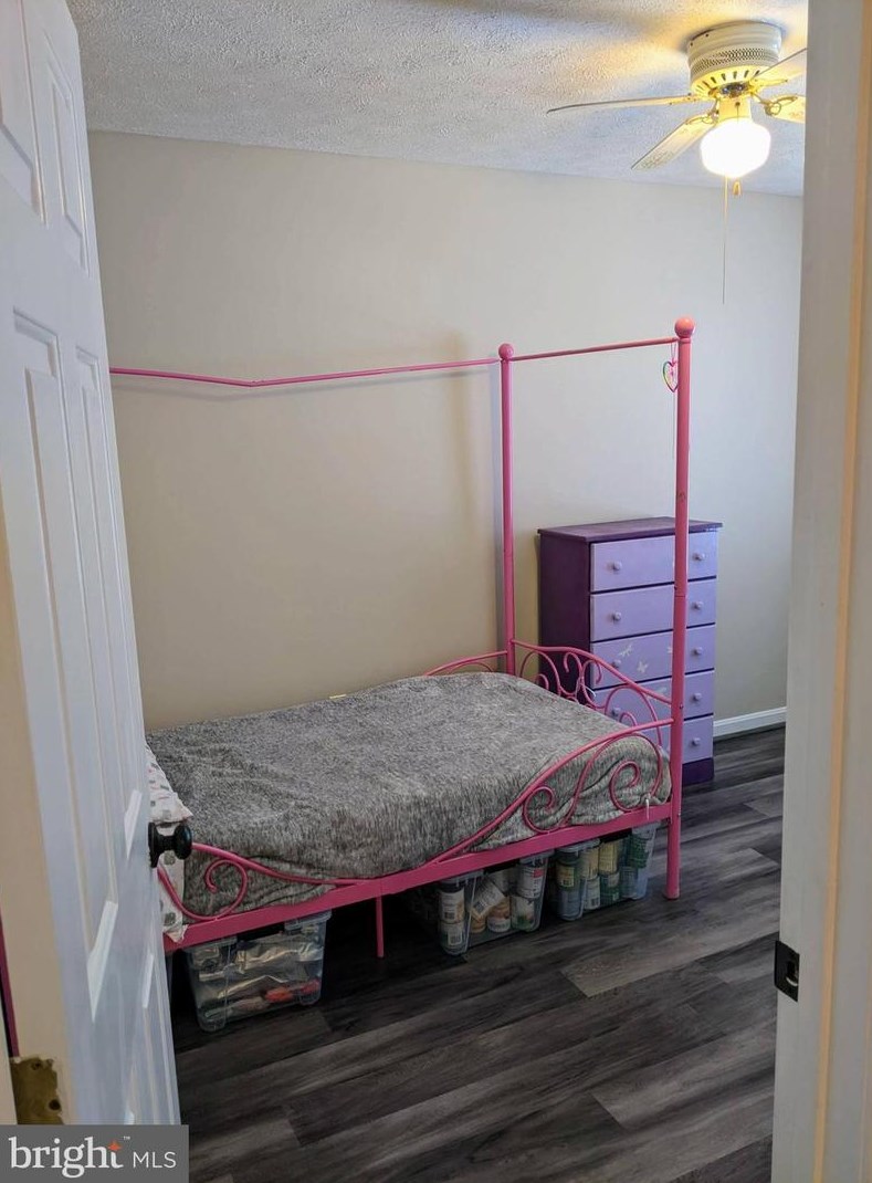 126 Obriens Cir, Winchester VA  22602-6122 exterior