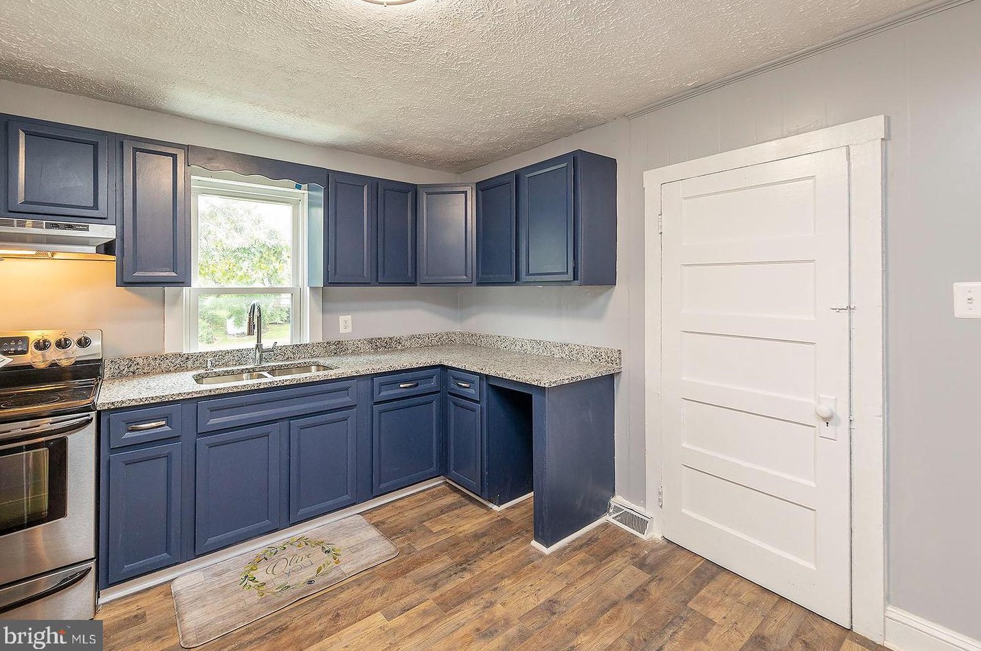 721 Ross St, Winchester VA  22601-5933 exterior