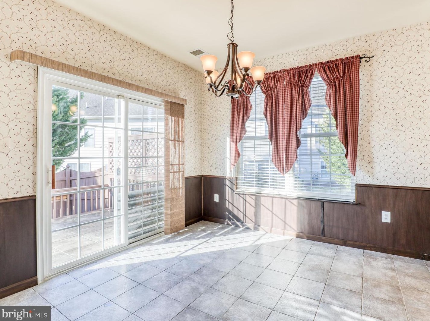 204 Spanish Oak Rd, Stephens City VA  22655-4058 exterior