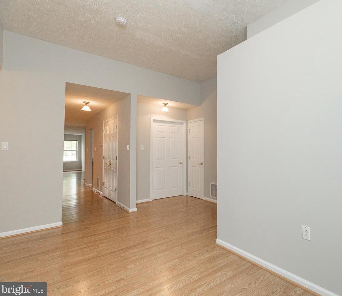 106 Butterscotch Ct, Winchester VA  22602-5345 exterior