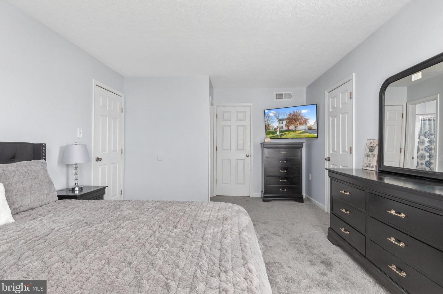 123 Nightingale Ave, Stephens City VA  22655-2413 exterior