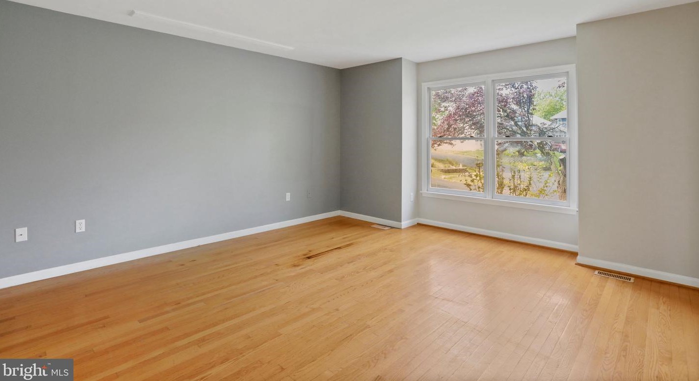 103 Fern Ct, Winchester VA  22602-6714 exterior