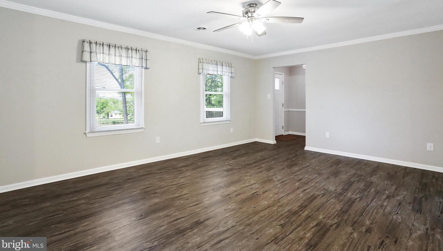 2621 Jones Rd, Winchester VA  22602-6639 exterior