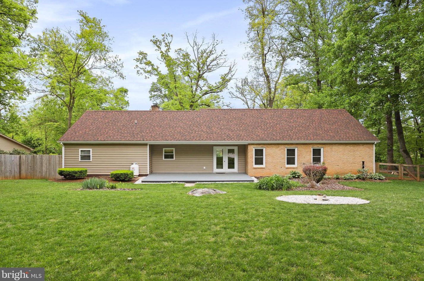 2621 Jones Rd, Winchester VA  22602-6639 exterior