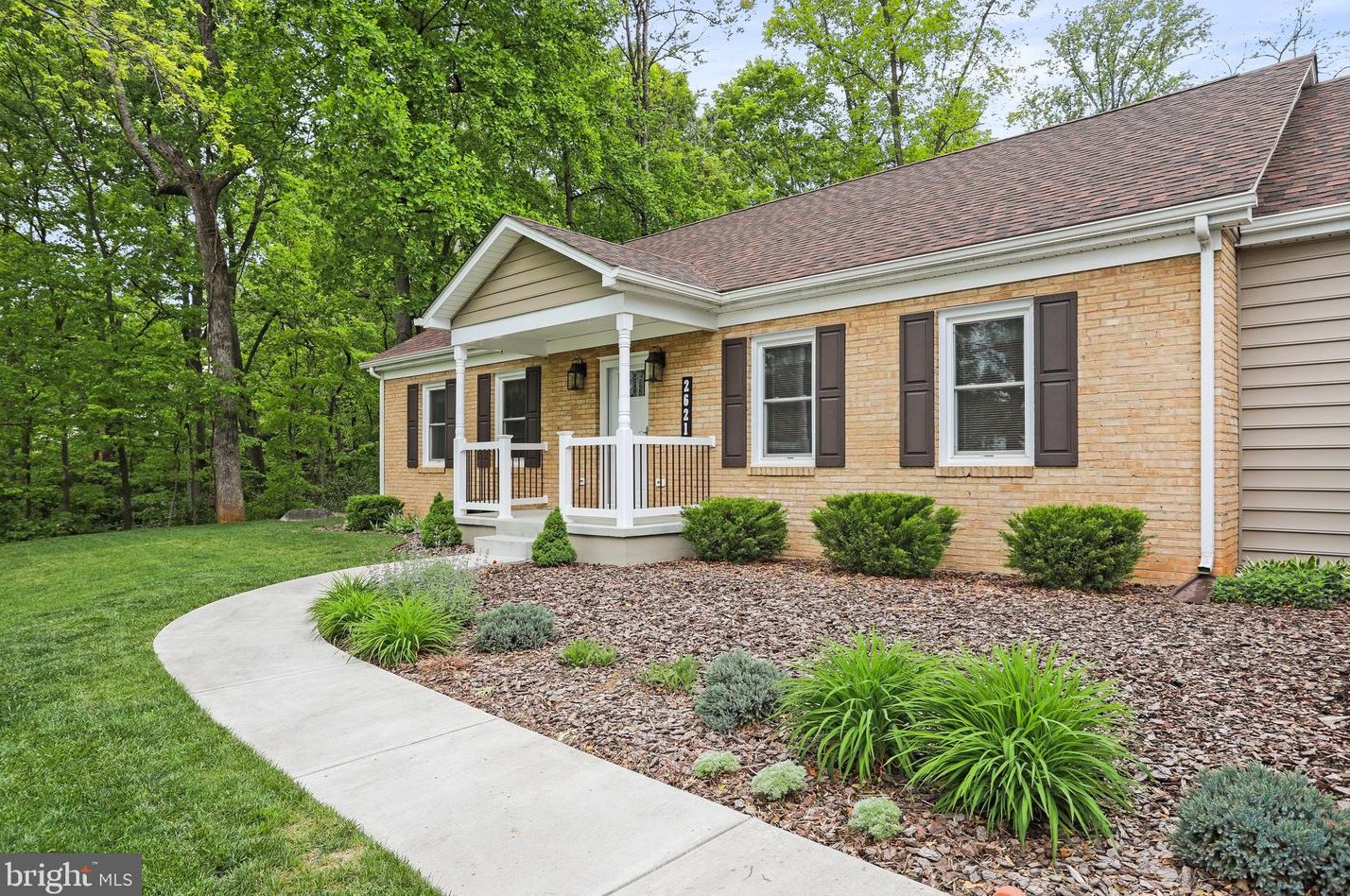 2621 Jones Rd, Winchester VA  22602-6639 exterior