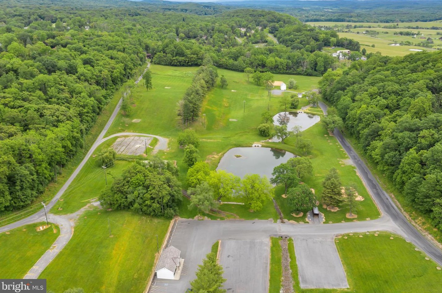 221 Graywolf Trl, Winchester VA  22602-1433 exterior