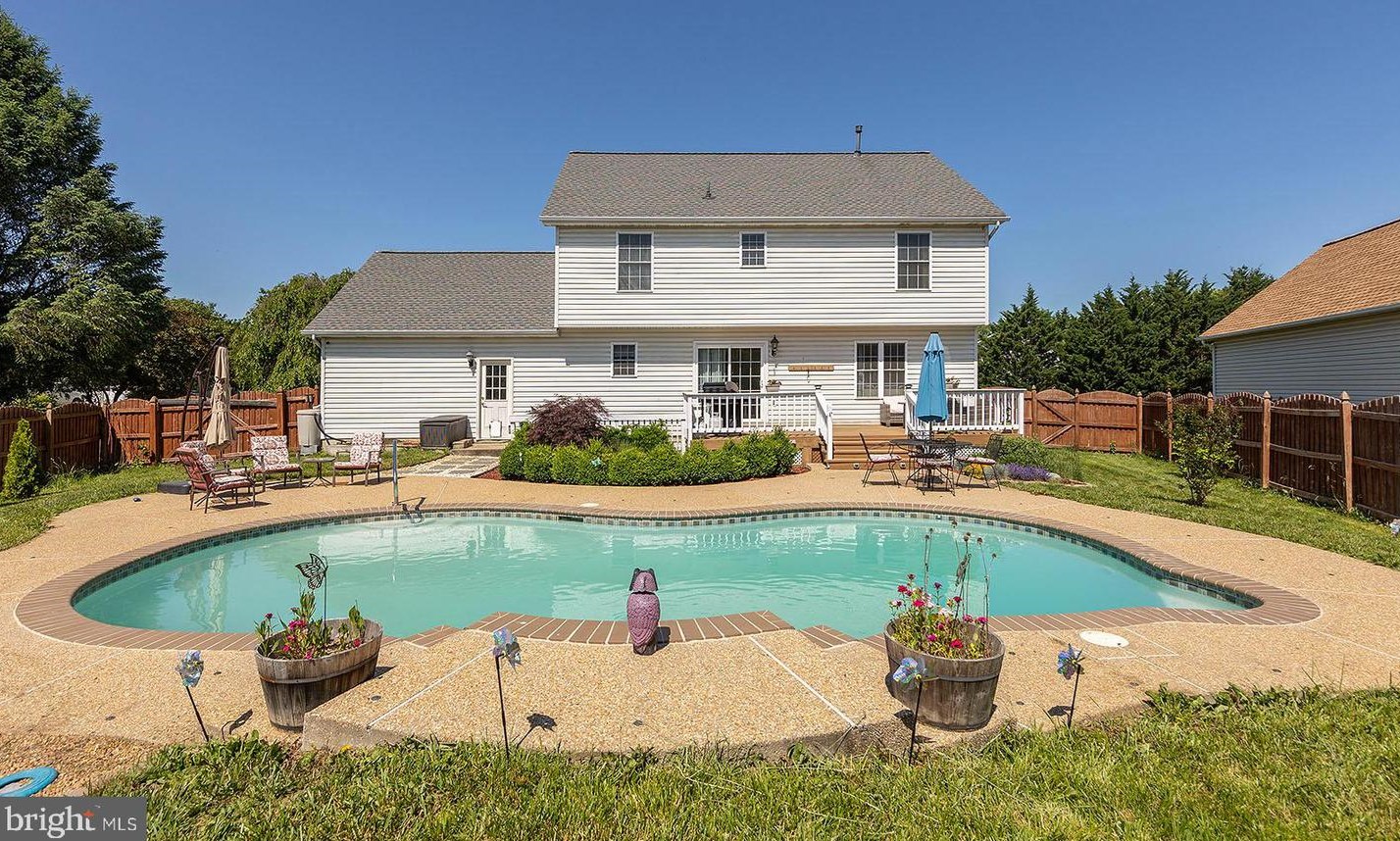 111 Atoka Dr, Winchester VA  22602-6805 exterior