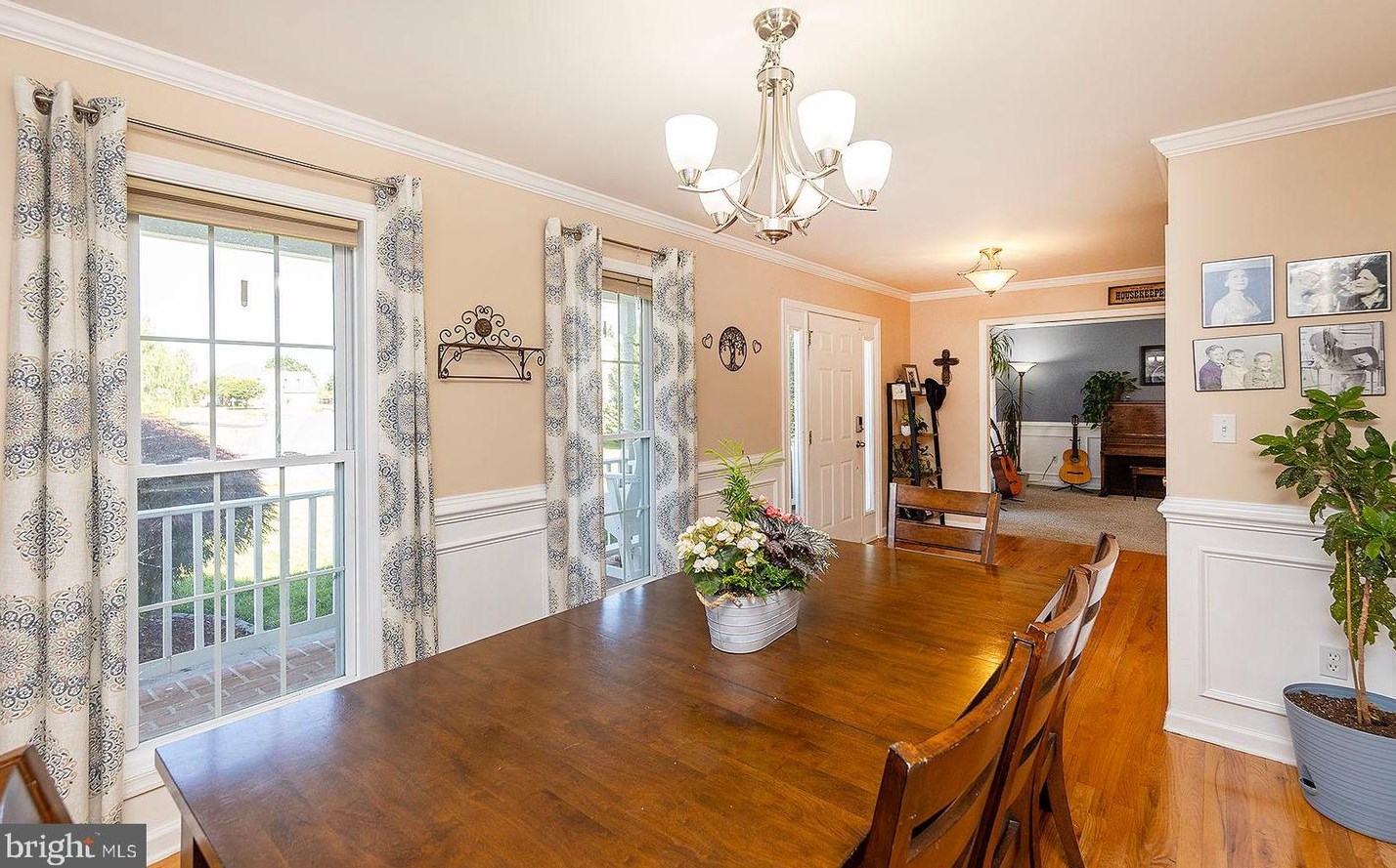 111 Atoka Dr, Winchester VA  22602-6805 exterior