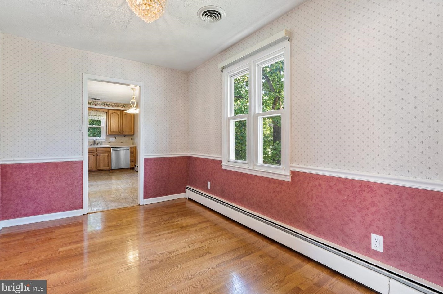 145 Wilkins Dr, Winchester VA  22602-6034 exterior