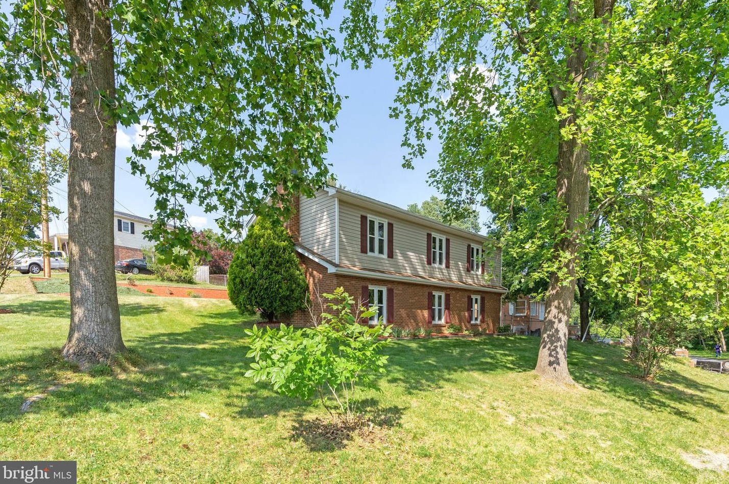 145 Wilkins Dr, Winchester VA  22602-6034 exterior