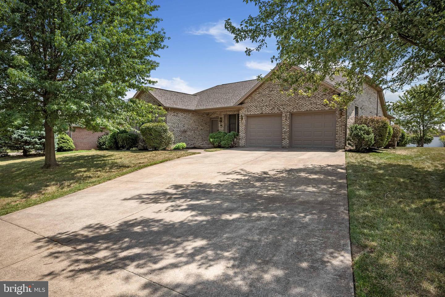 208 Brandylion Dr, Stephens City, VA 22655 MLS VAFV2014354 Coldwell