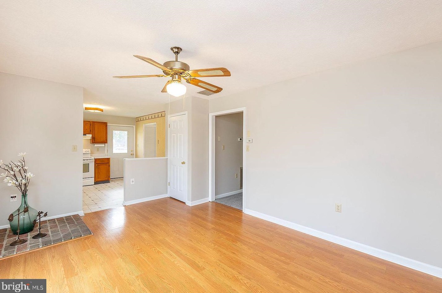 413 Westmoreland Dr, Stephens City VA  22655-2562 exterior