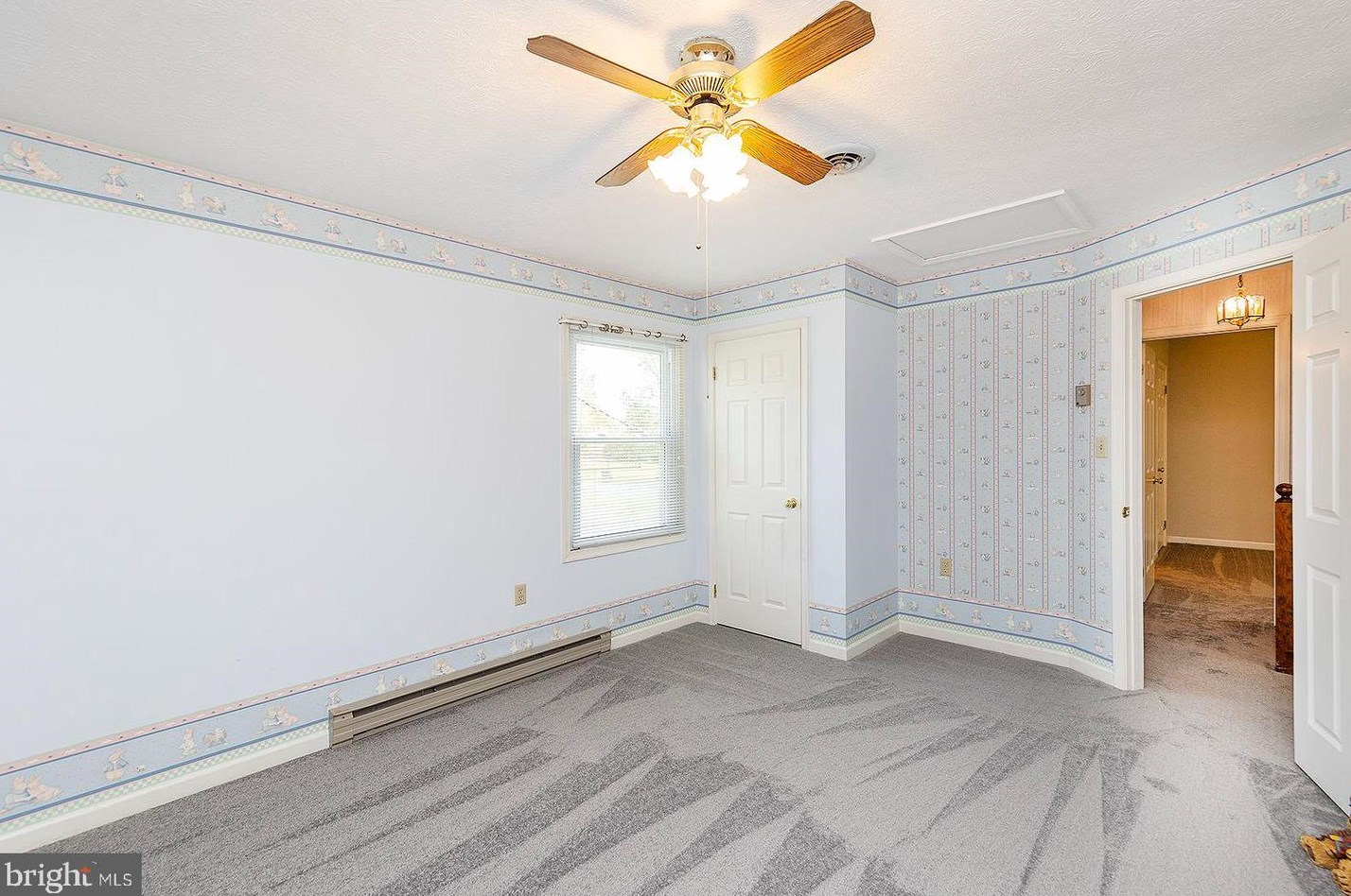 413 Westmoreland Dr, Stephens City VA  22655-2562 exterior