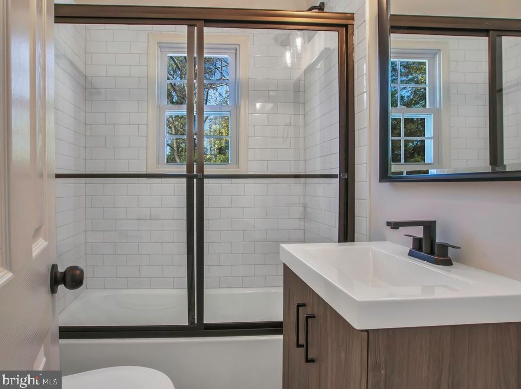 116 Wilkins Dr, Winchester VA  22602-6035 exterior