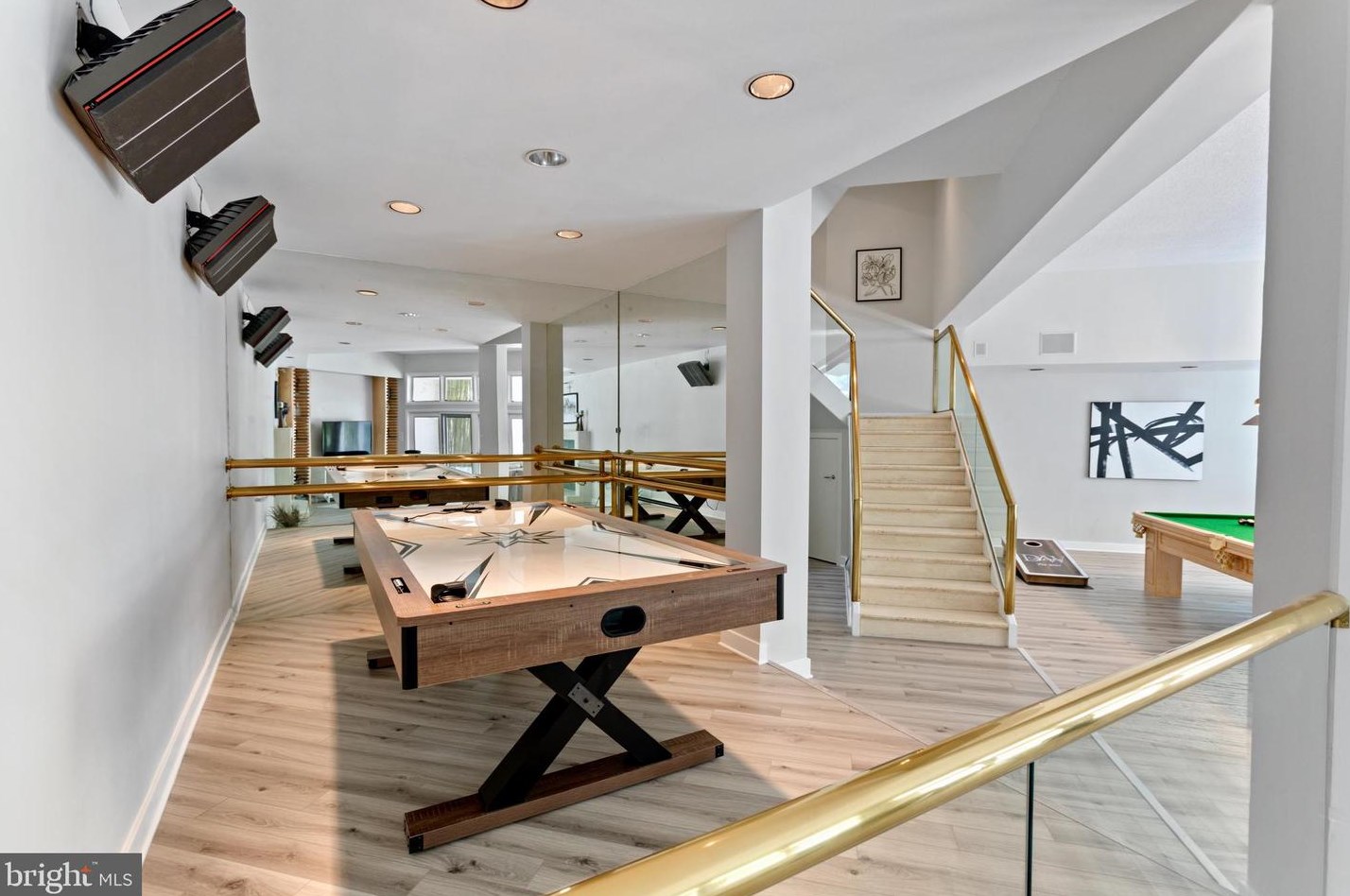 2660 Frederick Pike, Winchester VA  22603-4129 exterior