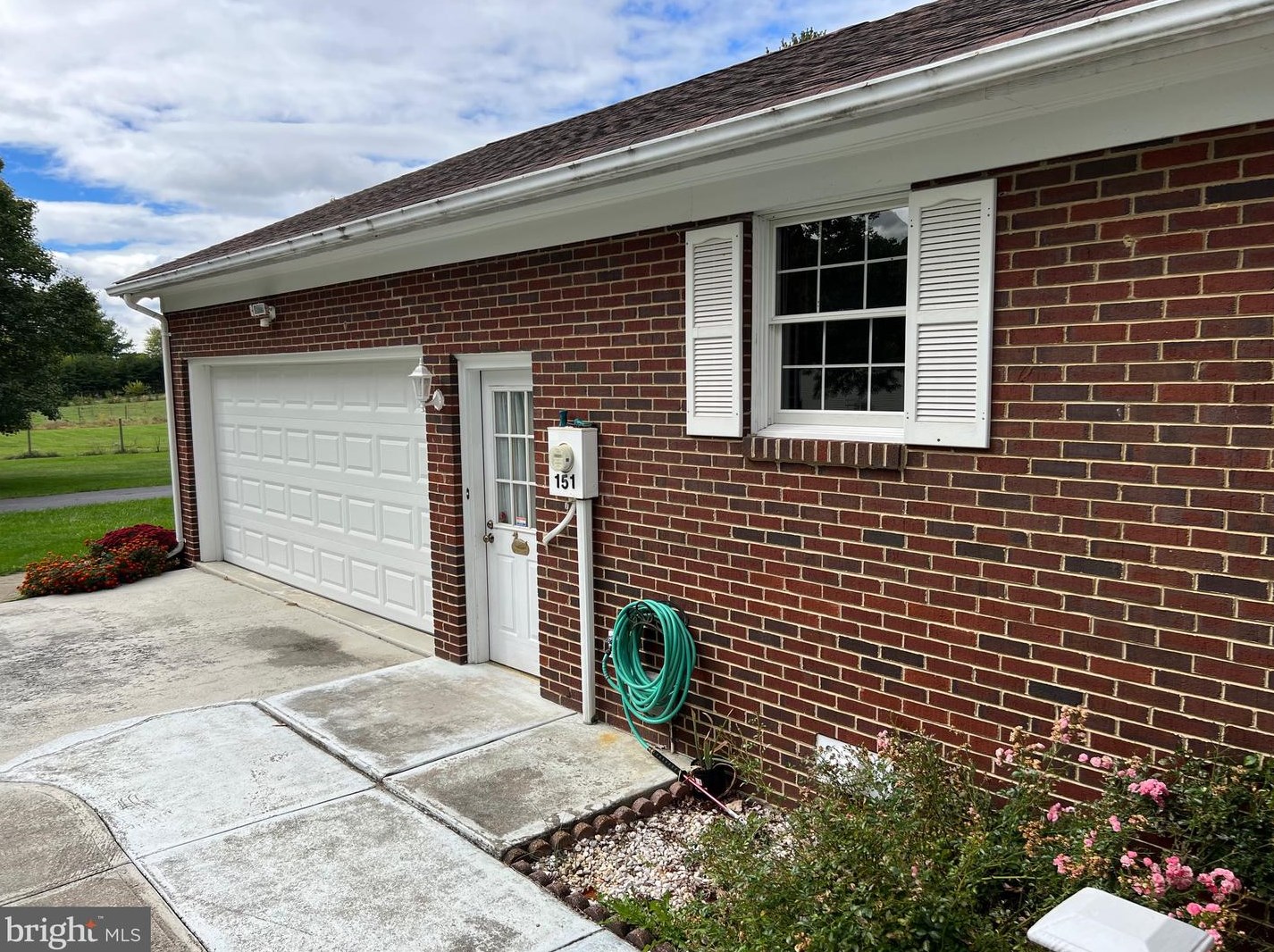 936 Frog Hollow Rd, Winchester VA  22603-2528 exterior