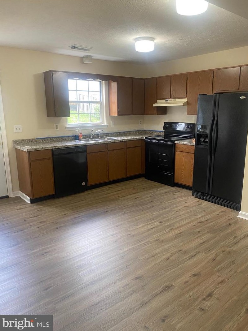 116 Parkside Dr, Winchester VA  22602-6211 exterior