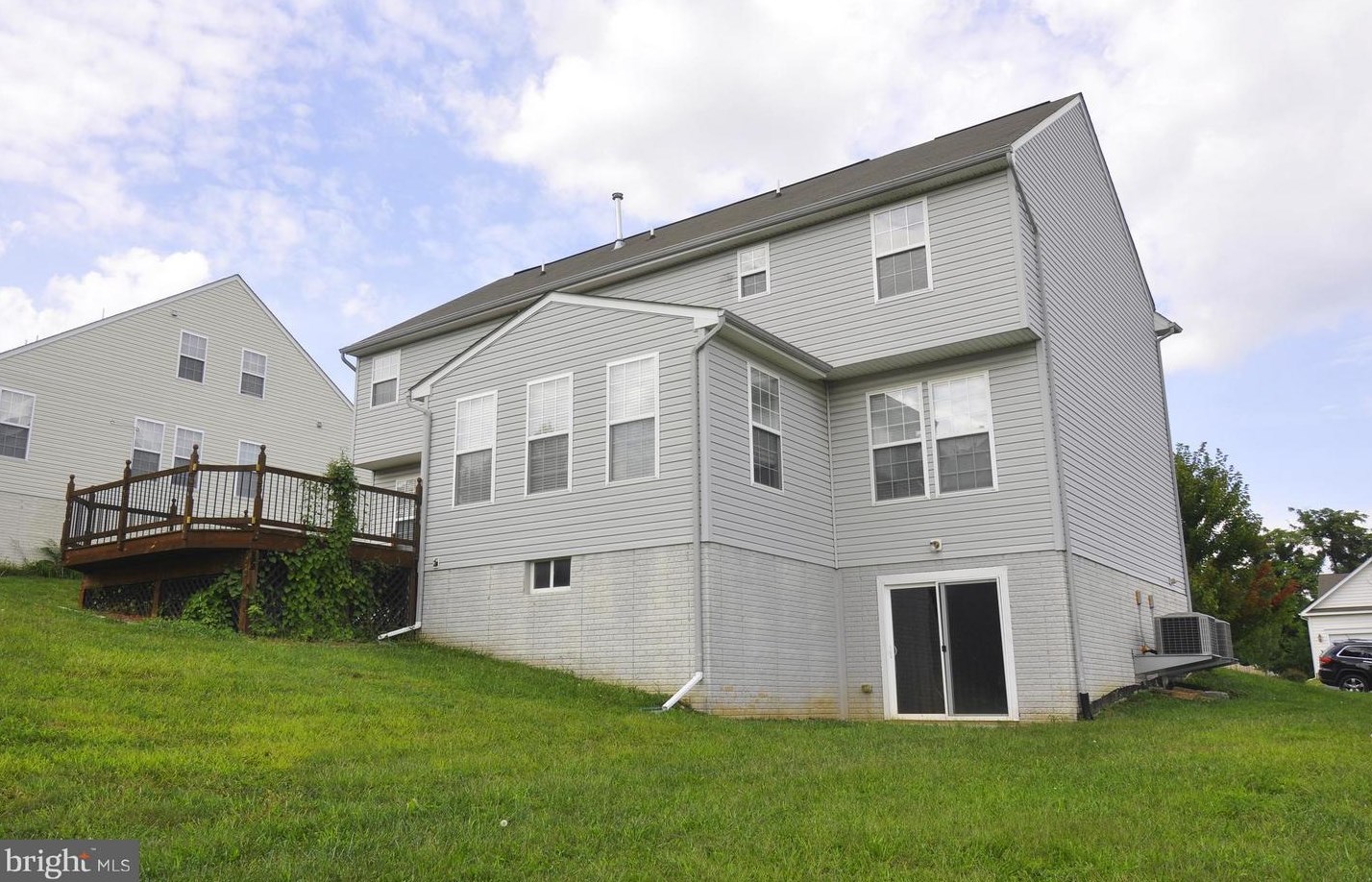 290 Fortress Dr, Winchester VA  22603-4287 exterior