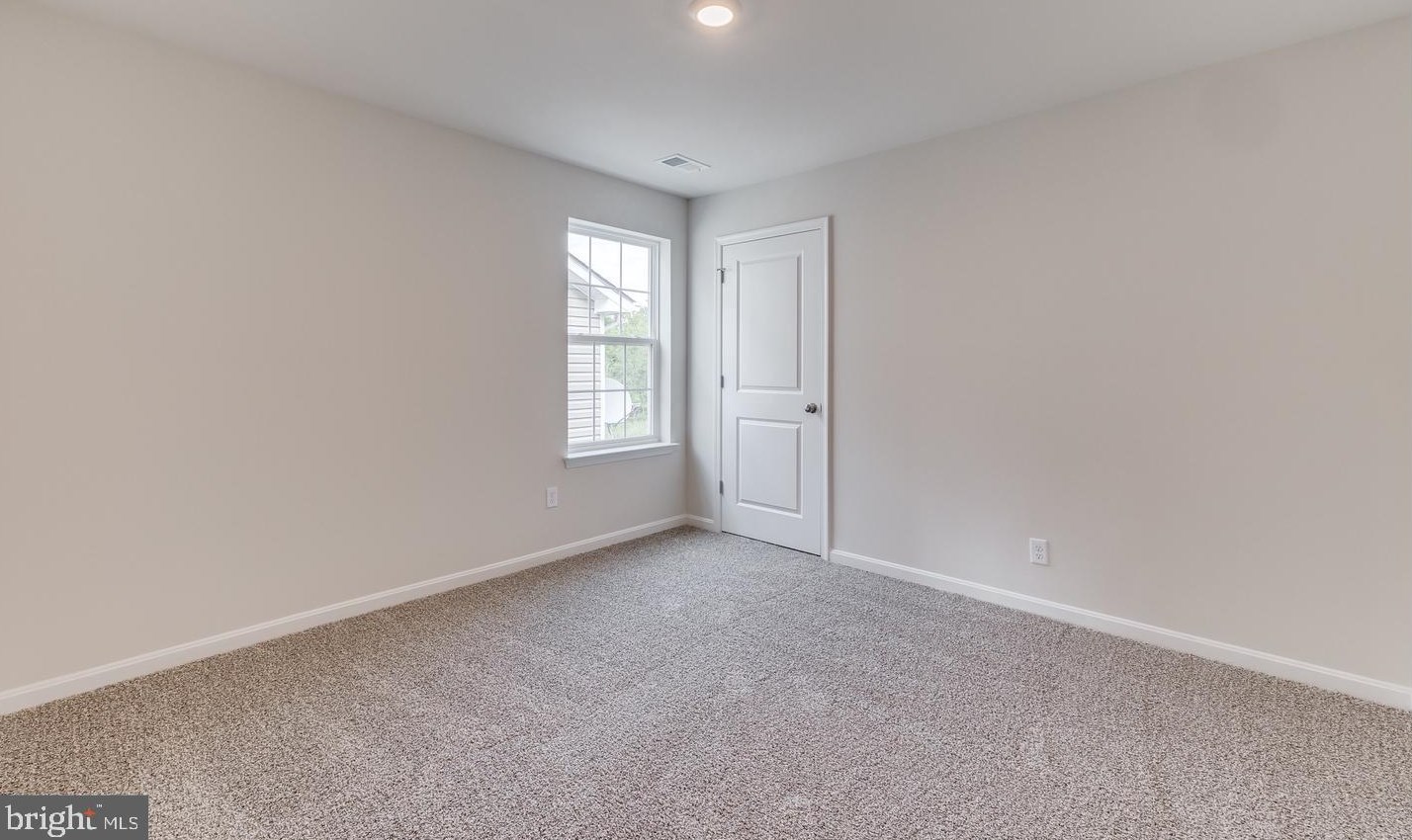 5205 Crooked Ln, Stephens City VA  22655-2895 exterior