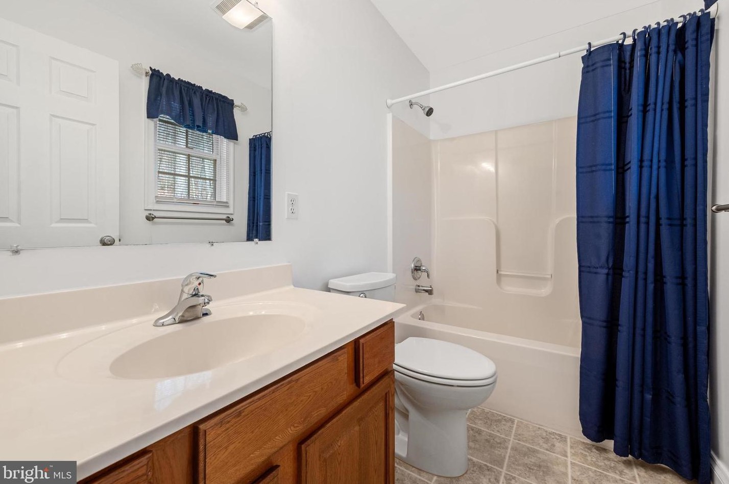 204 Hawk Trl, Winchester VA  22602-1437 exterior