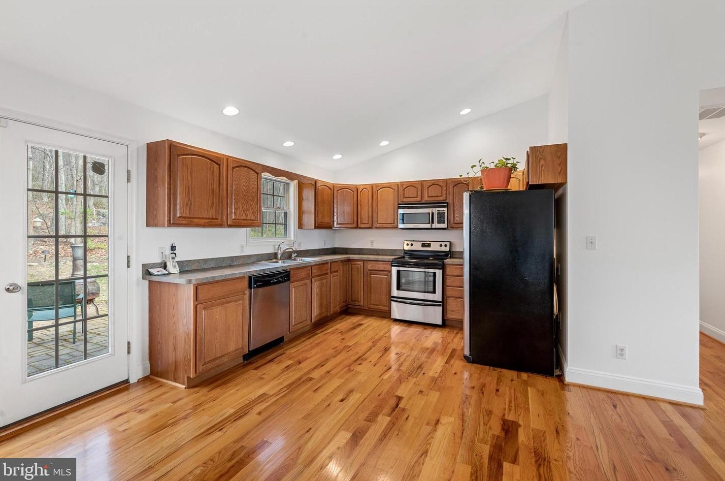 204 Hawk Trl, Winchester VA  22602-1437 exterior