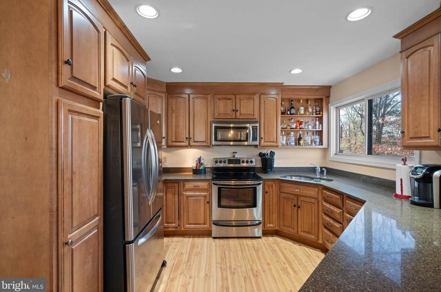 489 Estate Dr, Winchester VA  22603-2402 exterior