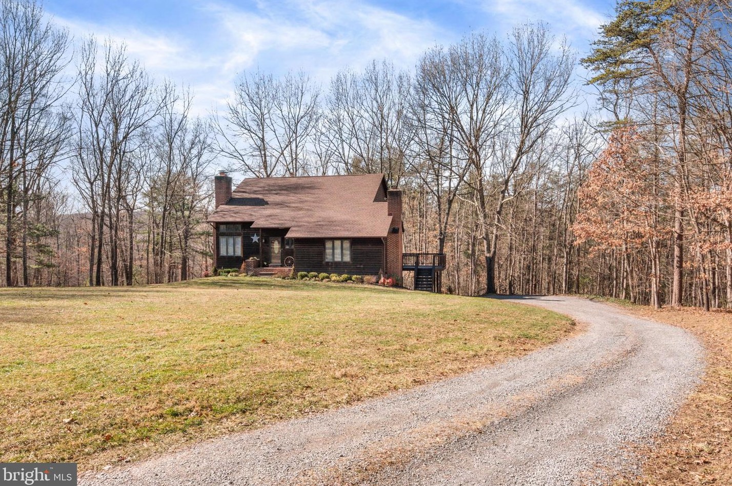 489 Estate Dr, Winchester VA  22603-2402 exterior