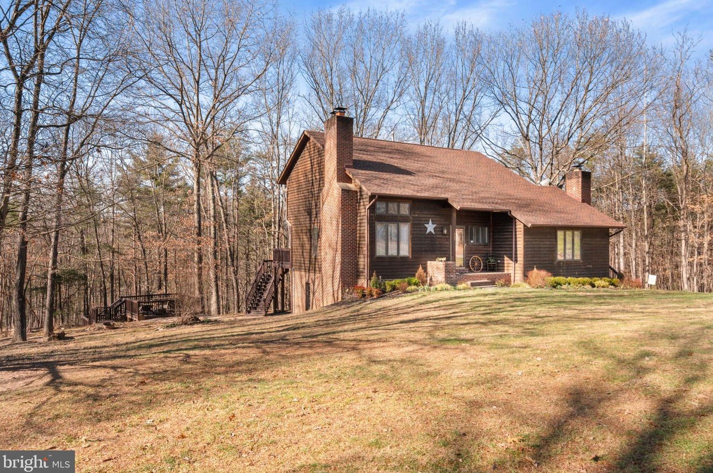 489 Estate Dr, Winchester VA  22603-2402 exterior
