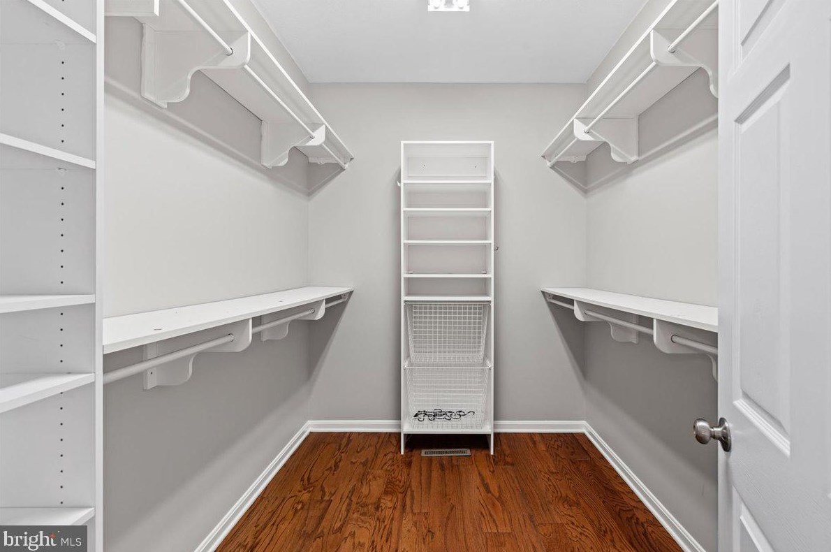 135 Caspian Dr, Stephens City VA  22655-4806 exterior