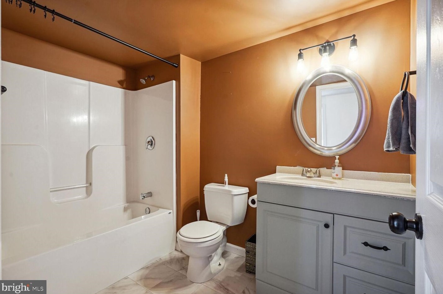 292 Marple Rd, Winchester VA  22603-4142 exterior