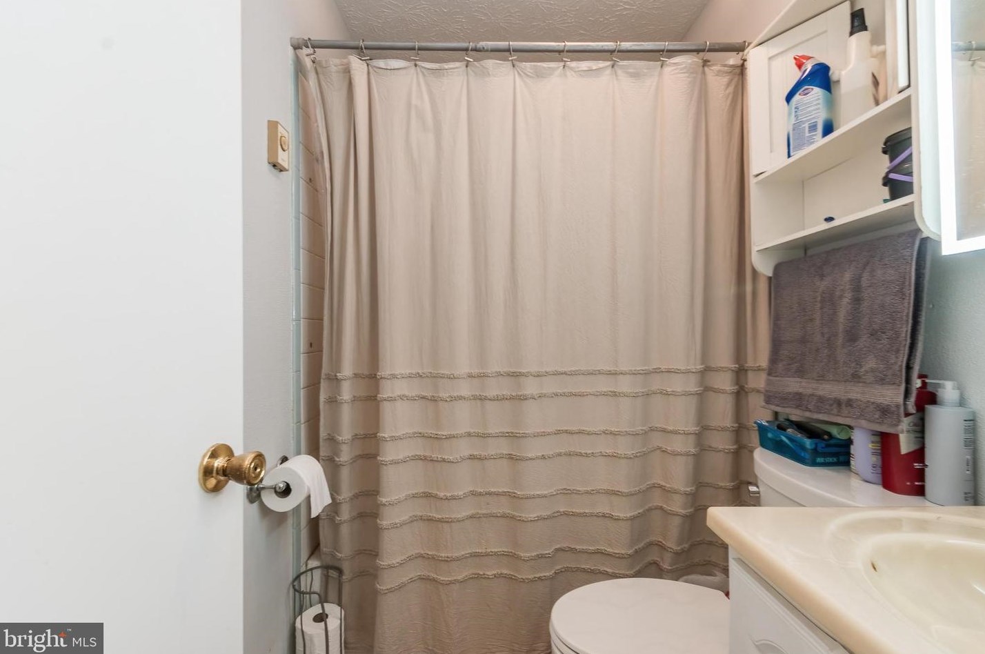 105 Huntcrest Cir, Winchester VA  22602-6404 exterior