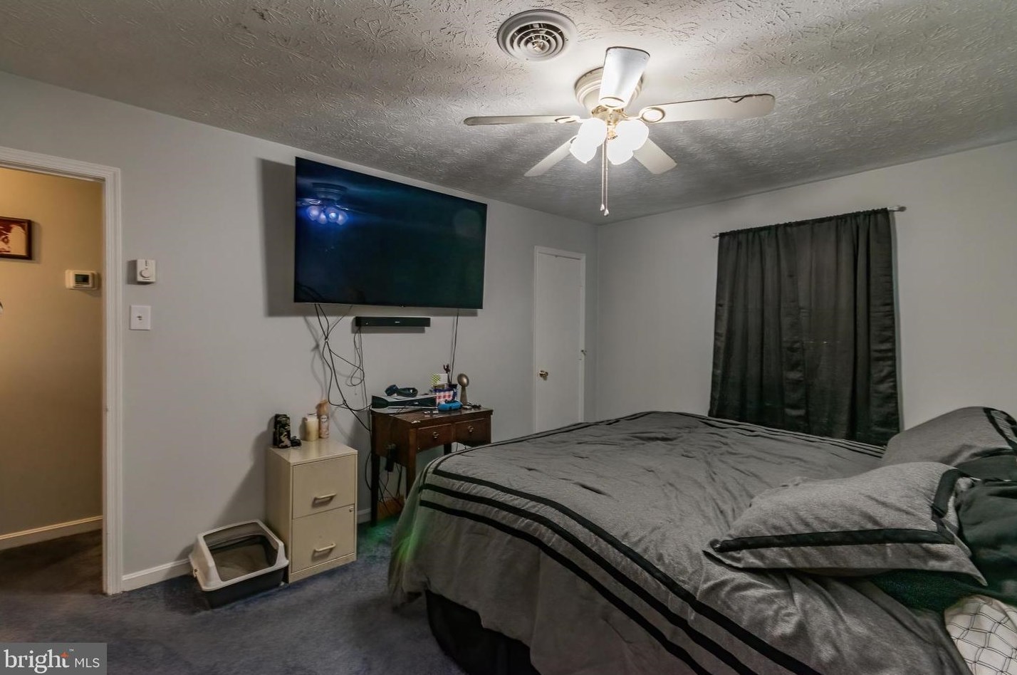 105 Huntcrest Cir, Winchester VA  22602-6404 exterior