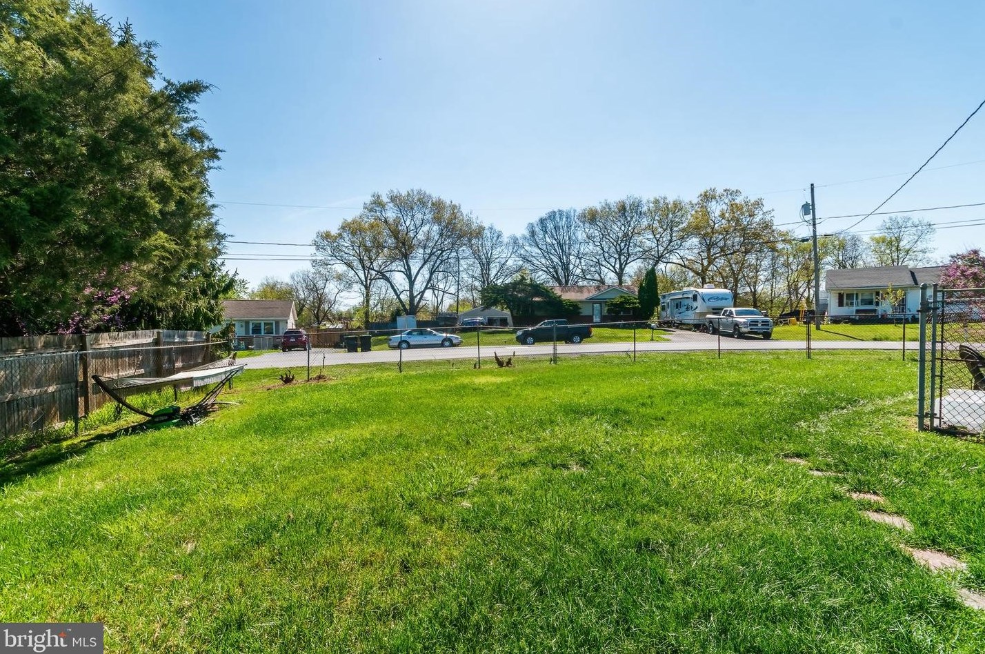 105 Huntcrest Cir, Winchester VA  22602-6404 exterior