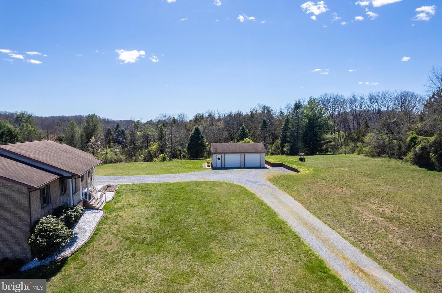 208 Sorrel Ln, Winchester VA  22602-4756 exterior