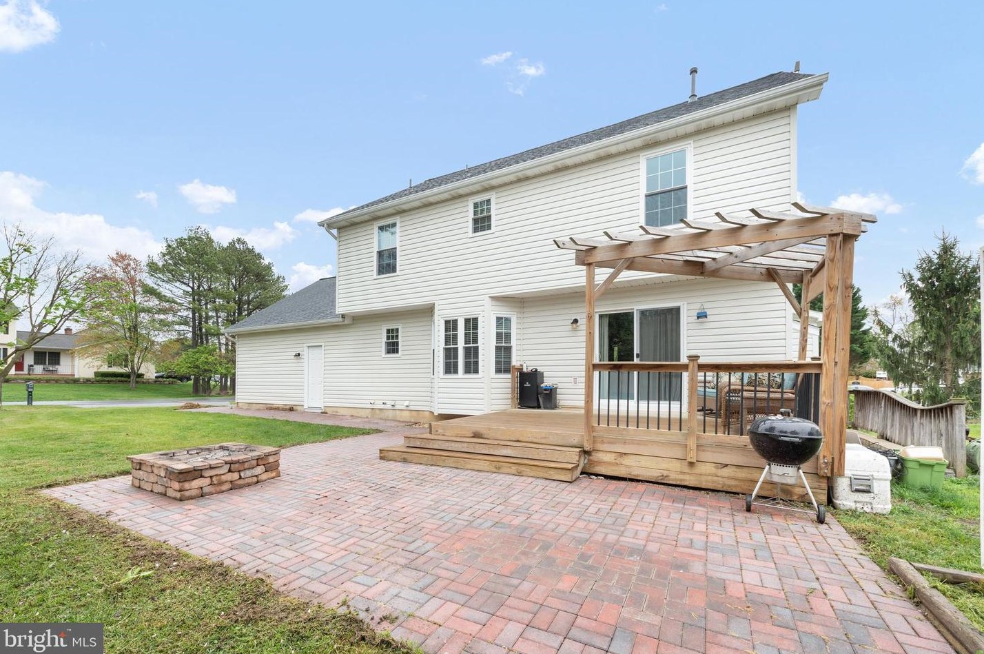 122 Battlefield Dr, Winchester VA  exterior