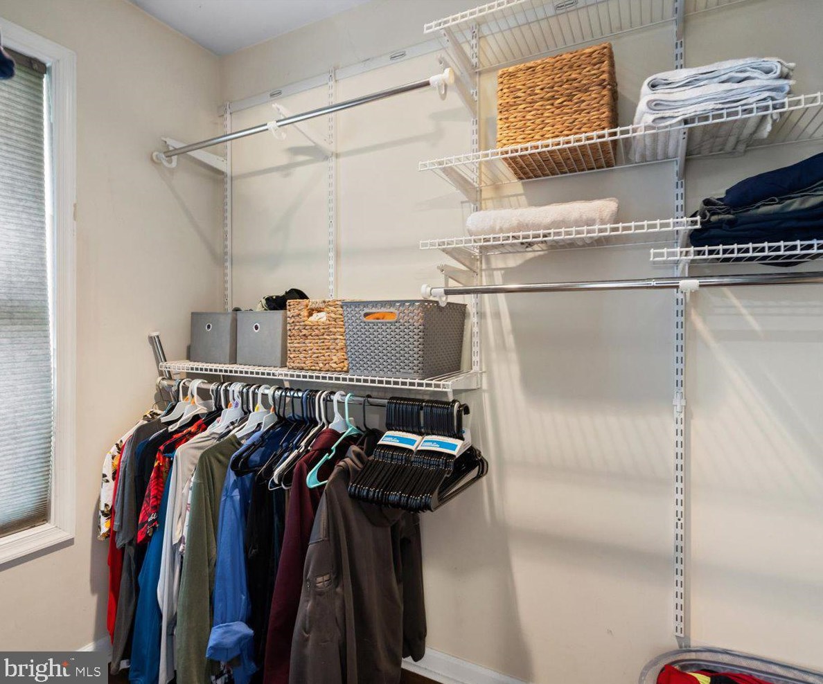 615 Remington Dr, Winchester VA  22602-3633 exterior