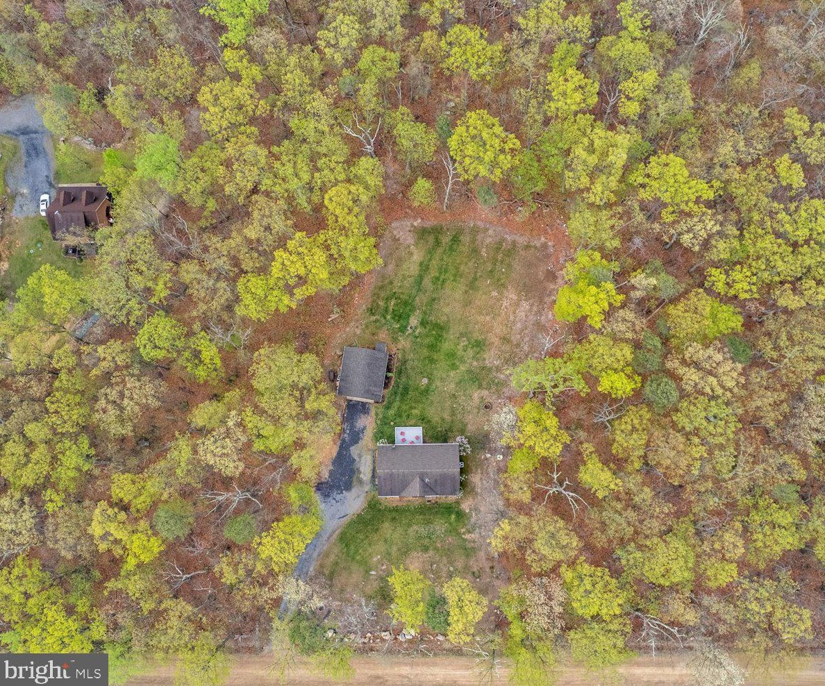 615 Remington Dr, Winchester VA  22602-3633 exterior