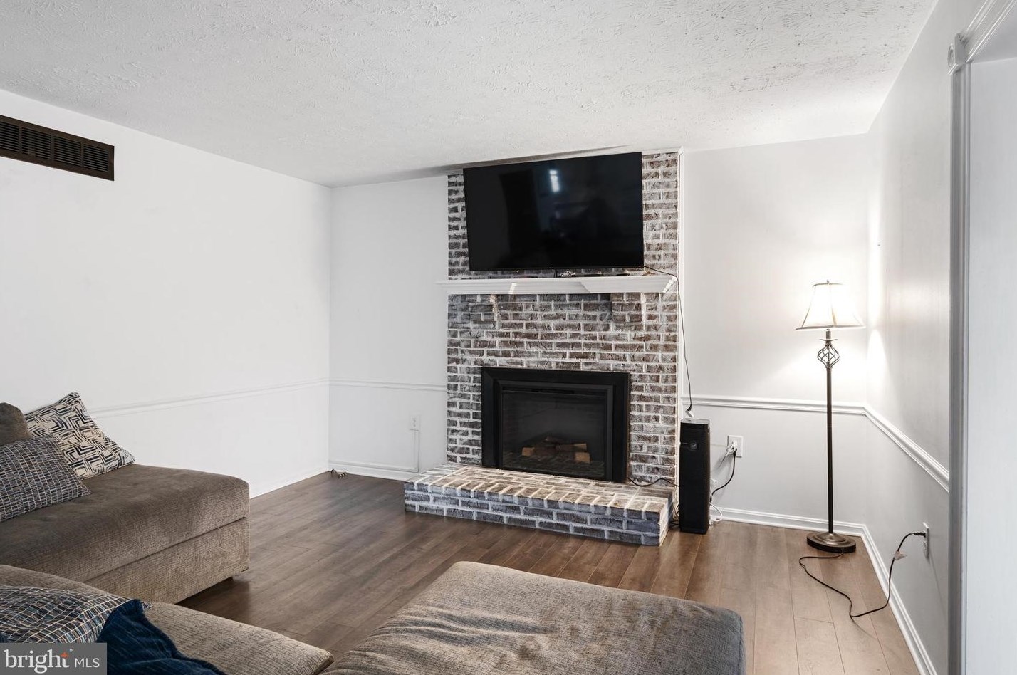 102 Barbados Pl, Stephens City VA  22655-2581 exterior