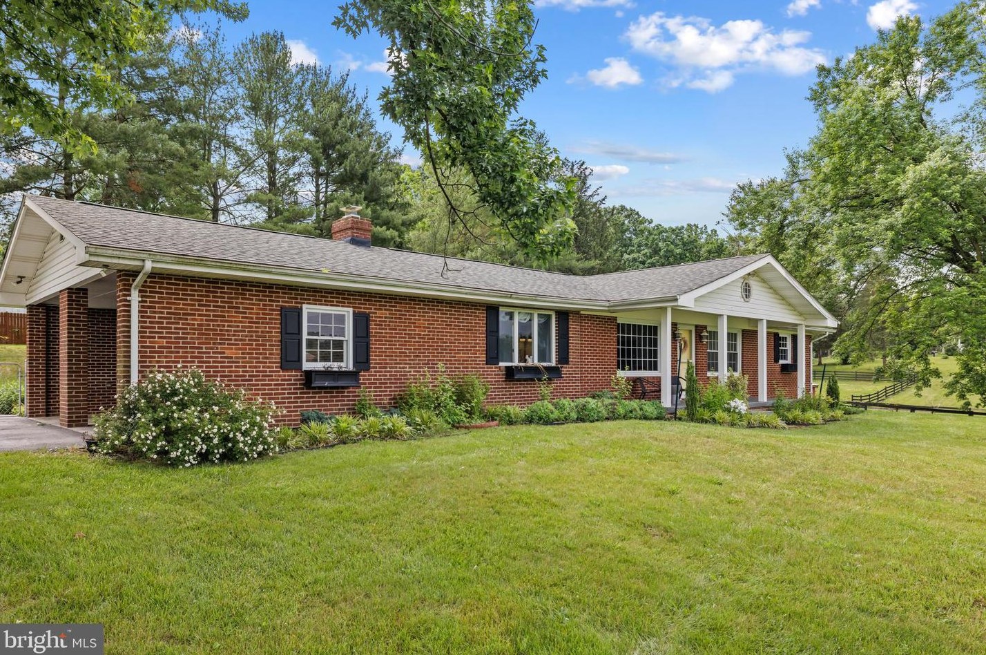 5533 Middle Rd, Winchester VA  22602-2872 exterior