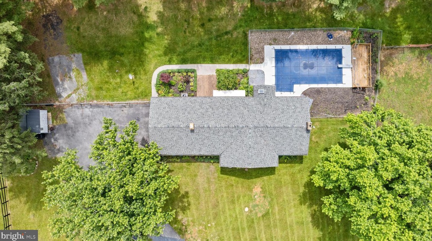 5533 Middle Rd, Winchester VA  22602-2872 exterior