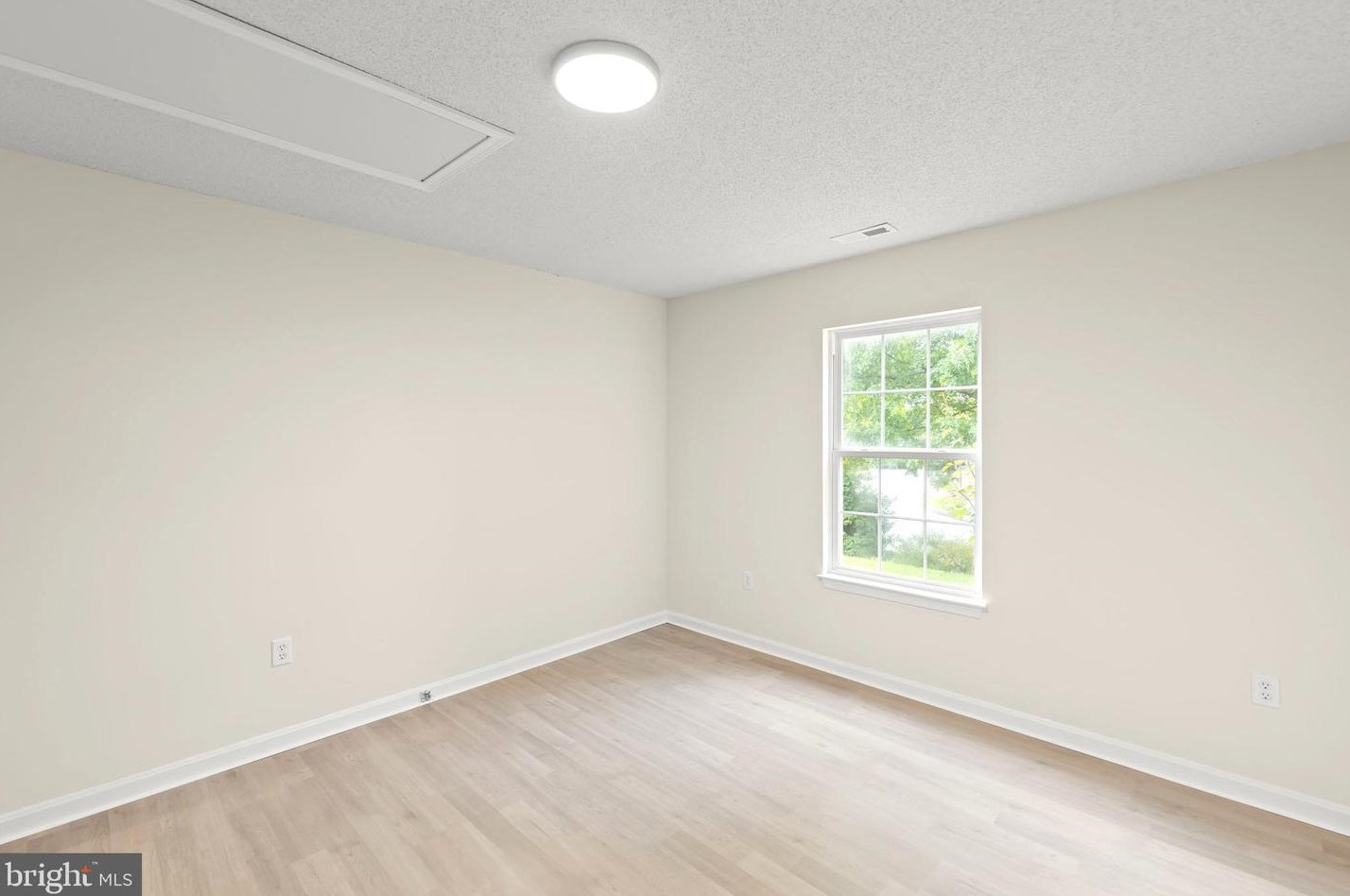 106 Dots Way, Winchester VA  22602-7656 exterior