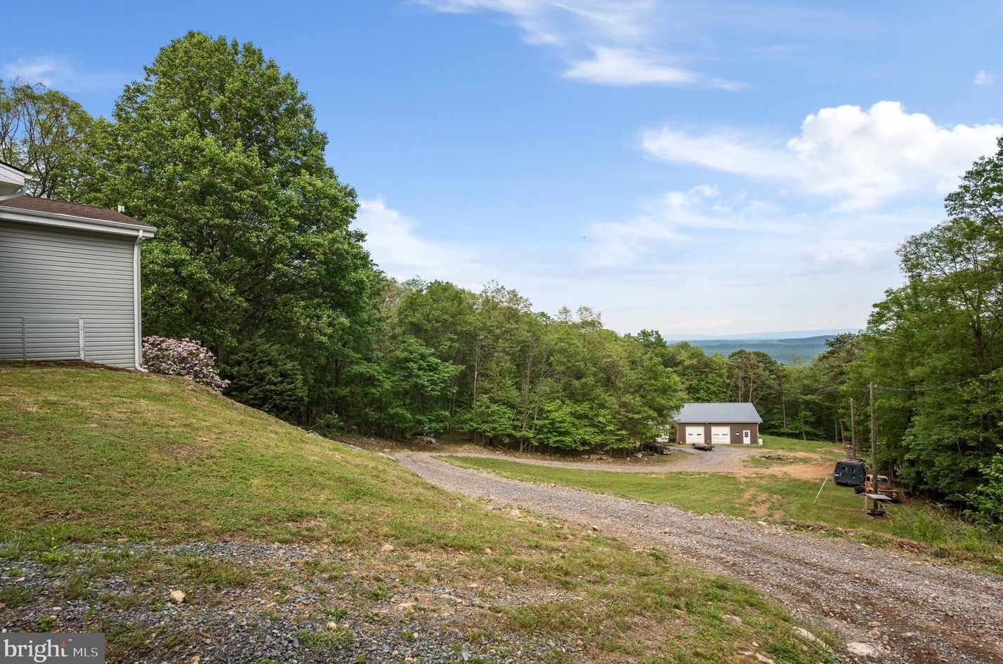 307 Fox Run Ln, Winchester VA  22602-3587 exterior