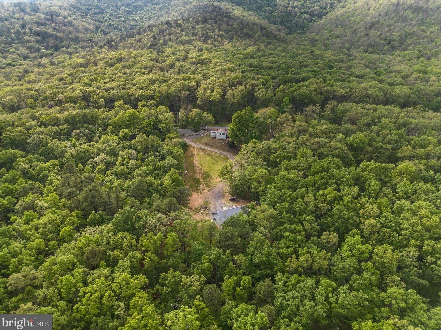 307 Fox Run Ln, Winchester VA  22602-3587 exterior