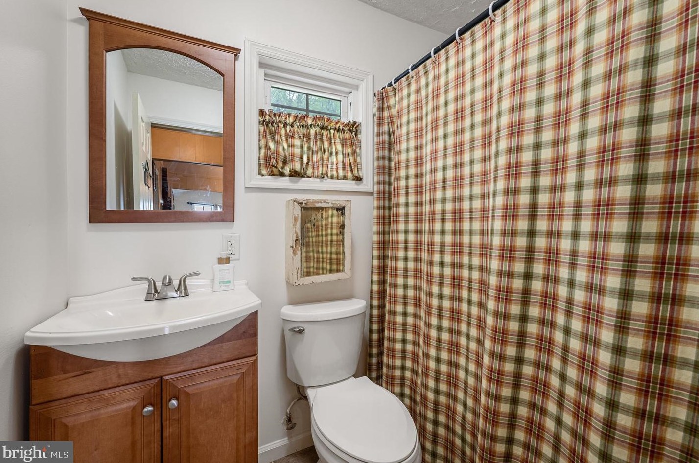307 Fox Run Ln, Winchester VA  22602-3587 exterior