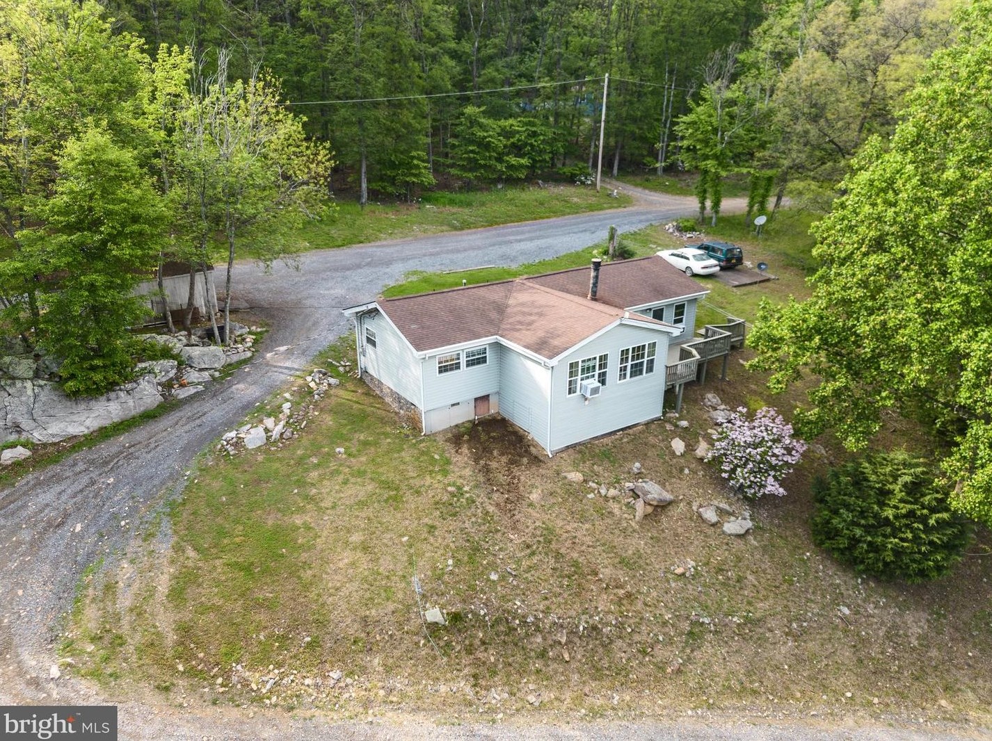 307 Fox Run Ln, Winchester VA  22602-3587 exterior