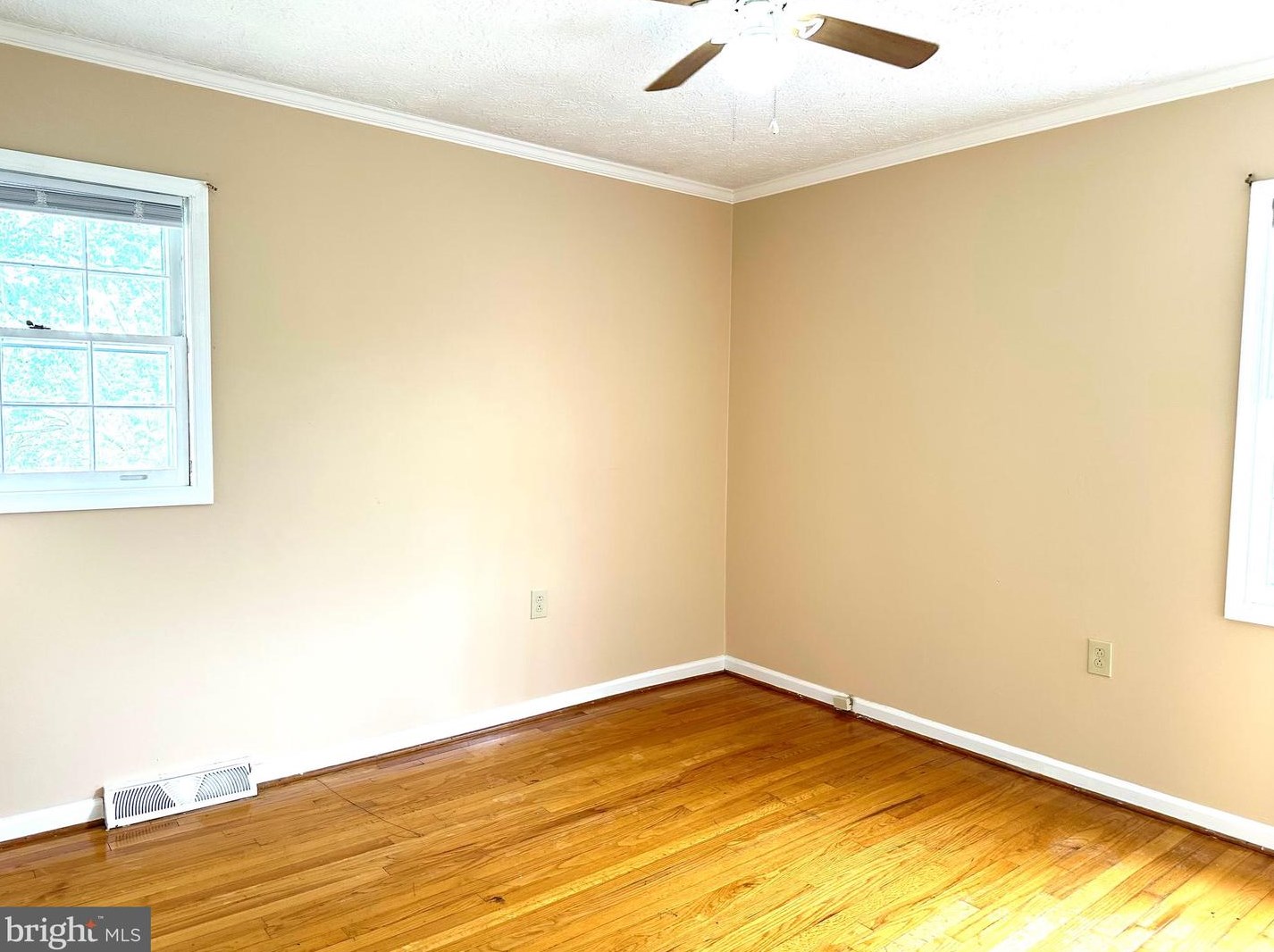 104 Donna Cir, Winchester VA 22602-6145 exterior