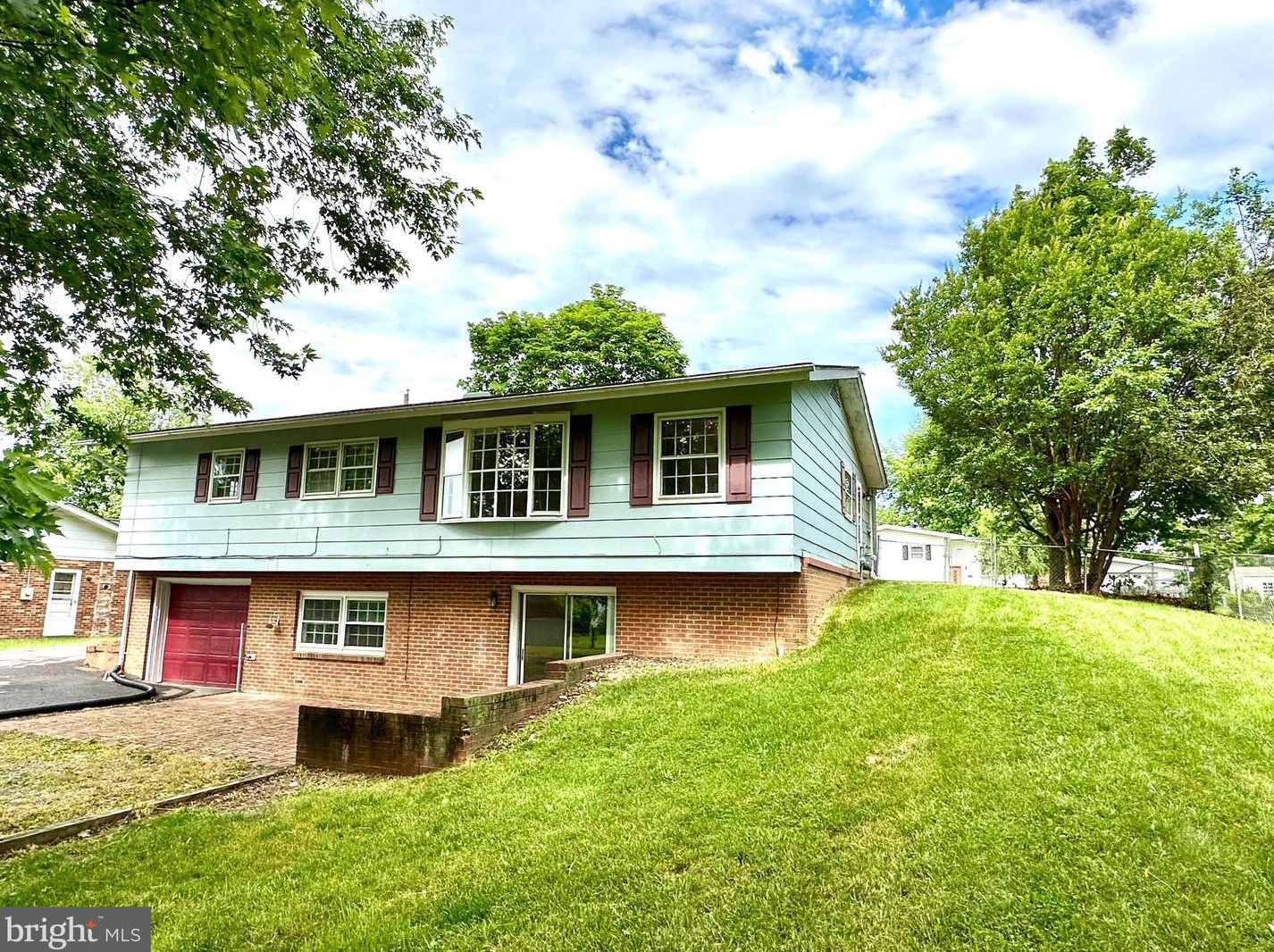 104 Donna Cir, Winchester VA 22602-6145 exterior