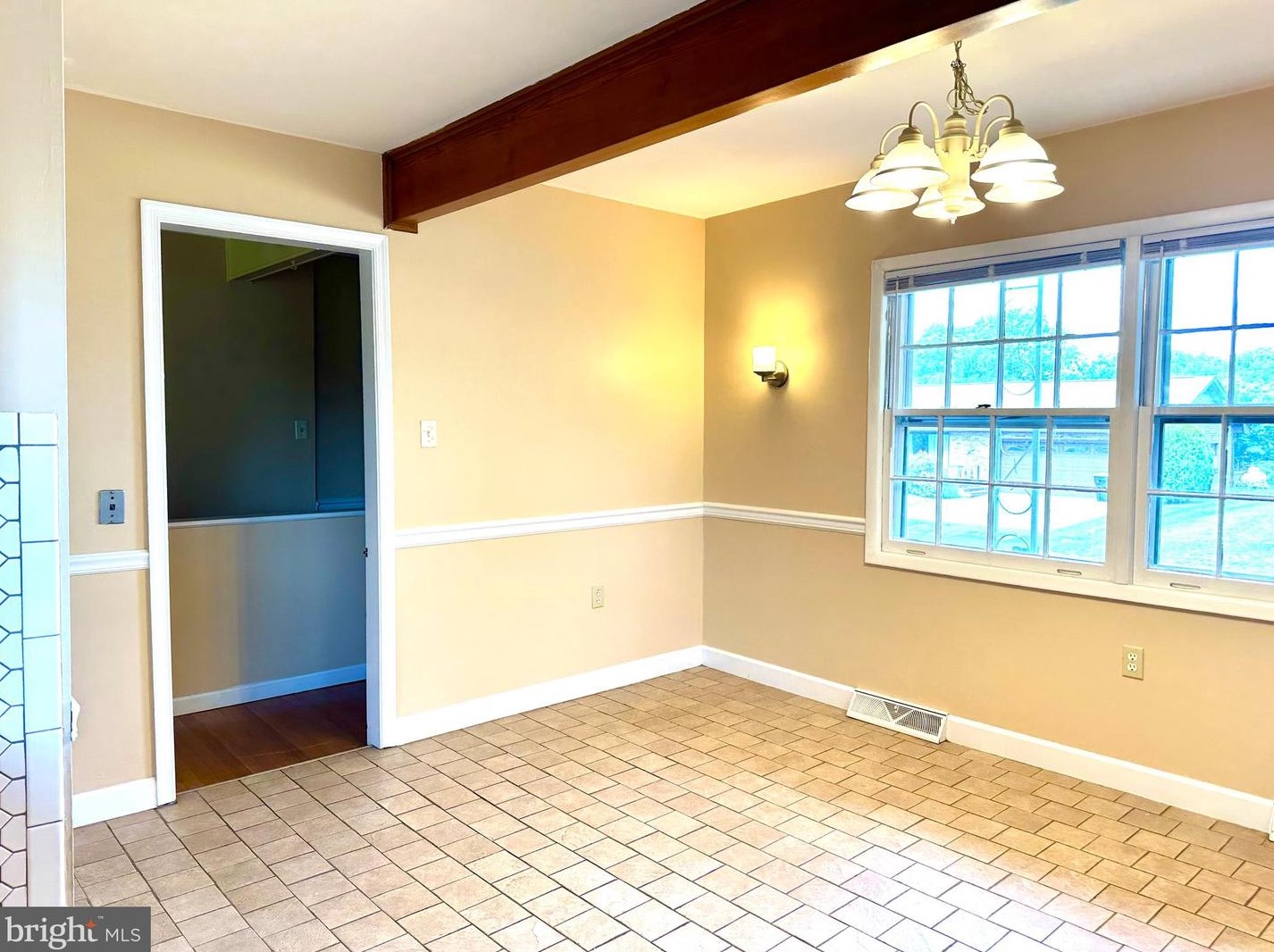 104 Donna Cir, Winchester VA 22602-6145 exterior