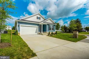 100 Midsummer Ln, Middletown, VA 22645 - Photo 3