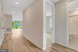 100 Midsummer Ln, Middletown, VA 22645 - Photo 5